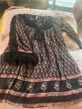 Free People Black Floral Lace-Trim Girls' Dress with Pink & Cream Accents